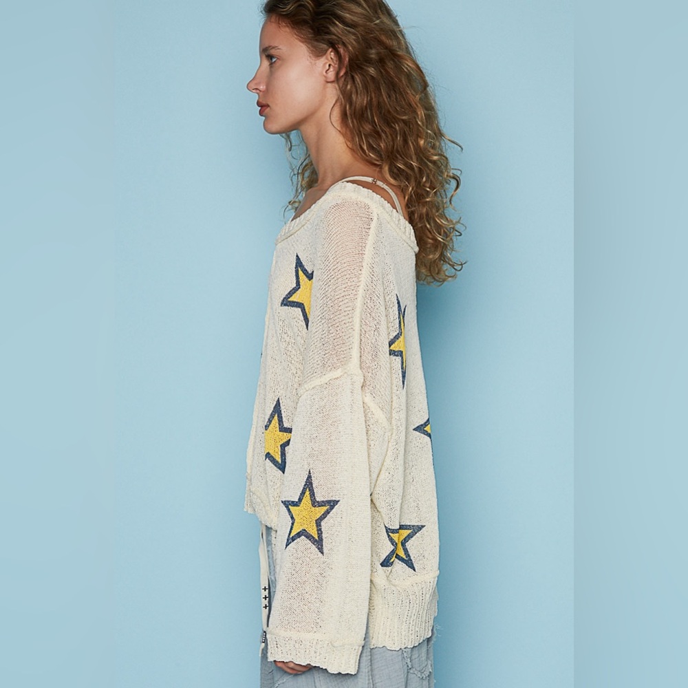 Lightweight V-Neck Star Print Sweater - POL - Picture 2 of 4